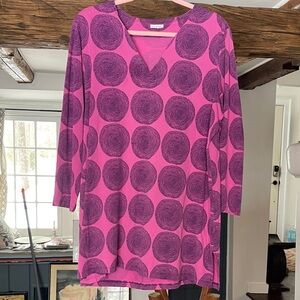 Marimekko 100% cotton, Vibrant Pink and Purple tunic. Vintage very soft.